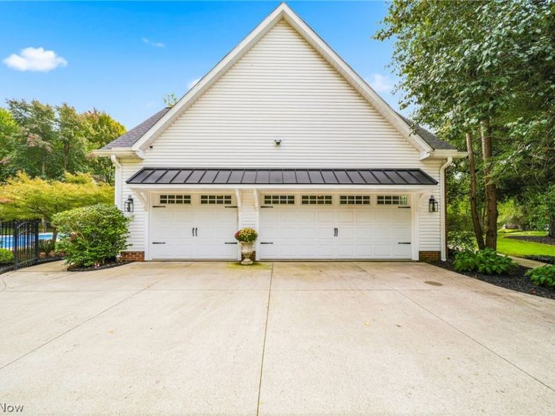 9505 Roryanna Drive , Chardon, OH 44024 Photo 36