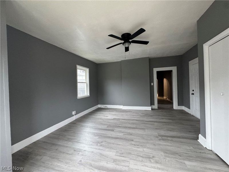 734 Main Street, Bridgeport, OH 43912 Photo 10