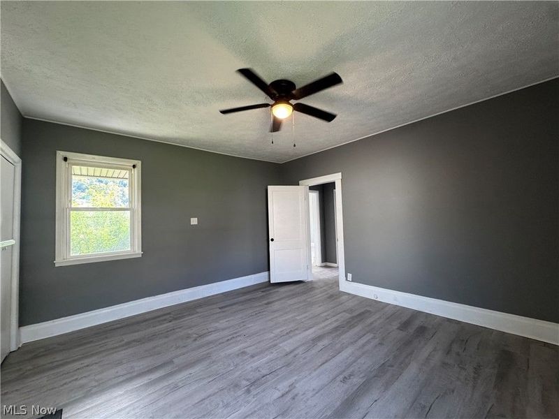 734 Main Street, Bridgeport, OH 43912 Photo 16