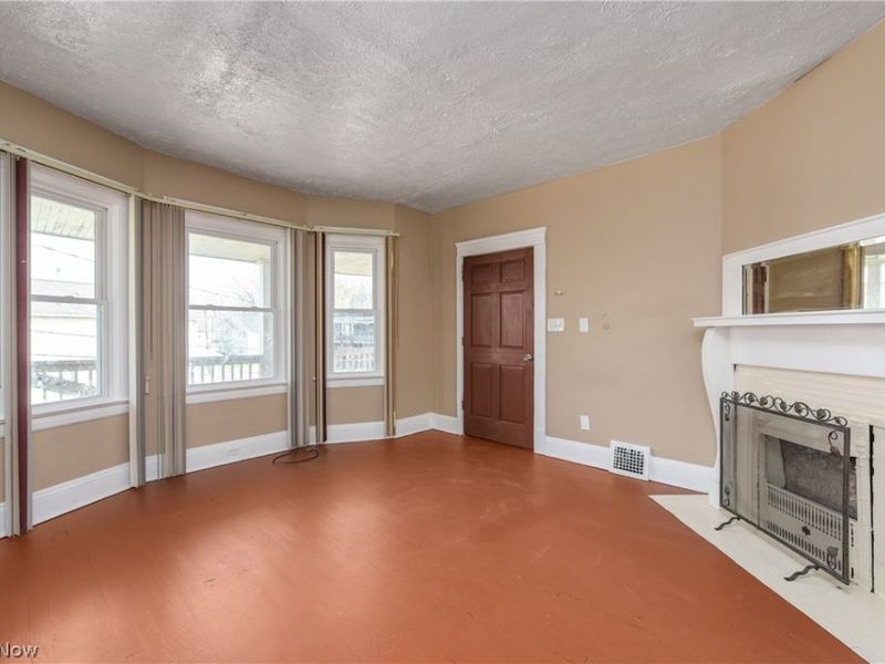 8206 Crumb Avenue, Cleveland, OH 44103 Photo 14
