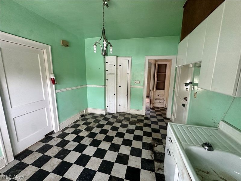 11424 Tuscora Avenue, Cleveland, OH 44108 Photo 22