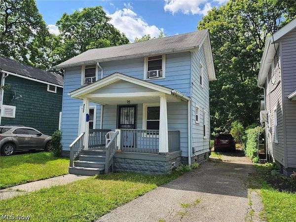 9520 Nelson Avenue , Cleveland, OH 44105