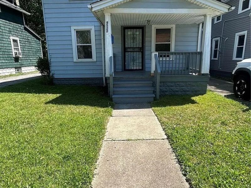 9520 Nelson Avenue, Cleveland, OH 44105 Photo 2