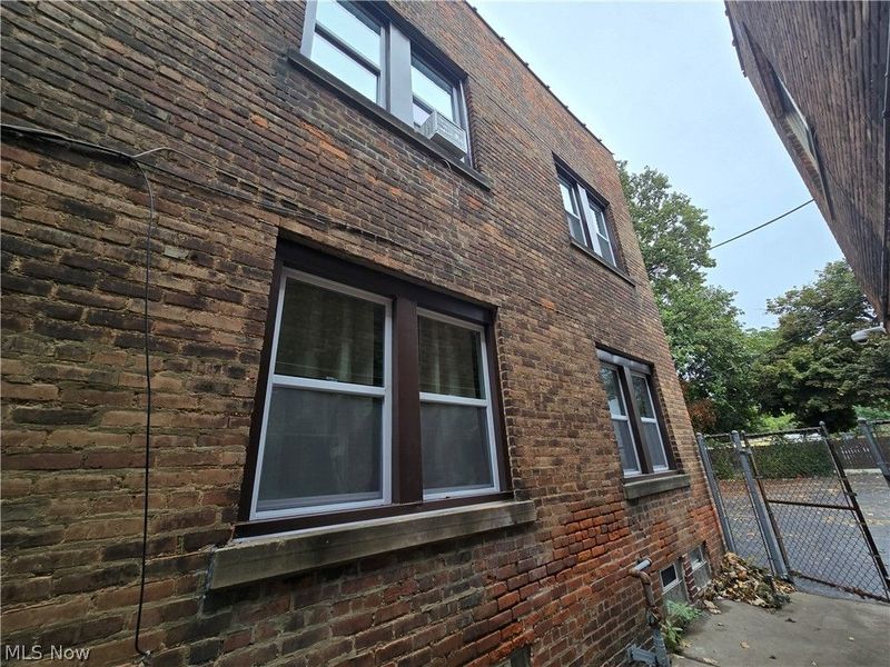 3549 W 105th Street, Cleveland, OH 44111 Photo 19