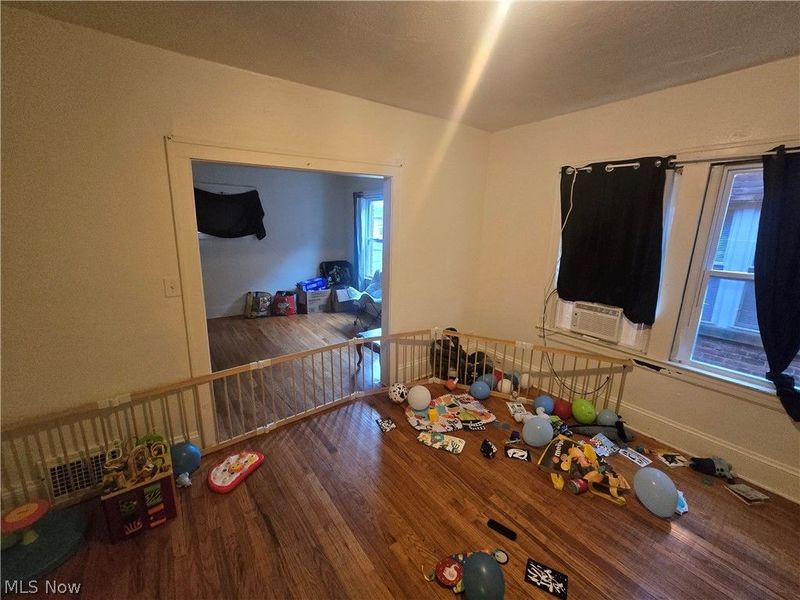 3549 W 105th Street, Cleveland, OH 44111 Photo 2