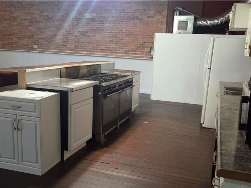 144 W Jackson Street W, Unit 144 - 146, Millersburg, OH 44654 Photo 7