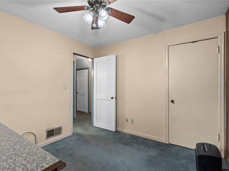 137 Yale Place, Steubenville, OH 43952 Photo 17