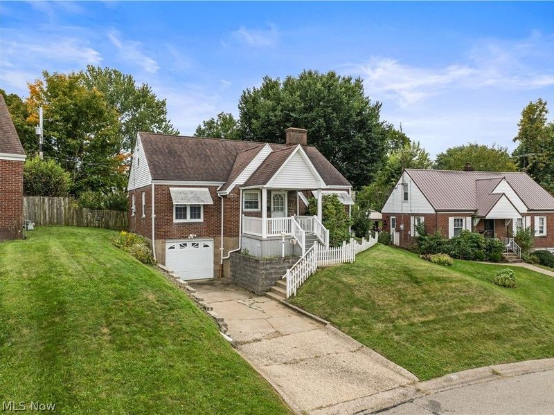 137 Yale Place, Steubenville, OH 43952 Photo 2