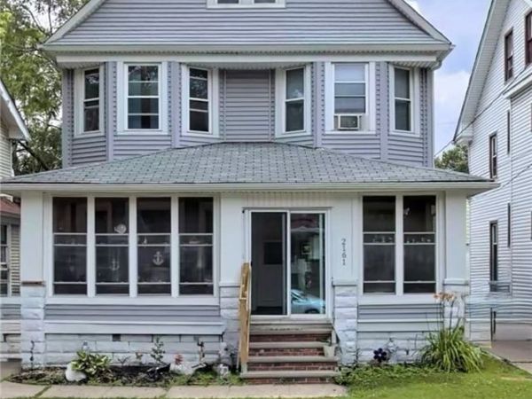 2161 W 101st Street , Cleveland, OH 44102