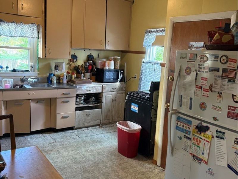 2161 W 101st Street, Cleveland, OH 44102 Photo 14