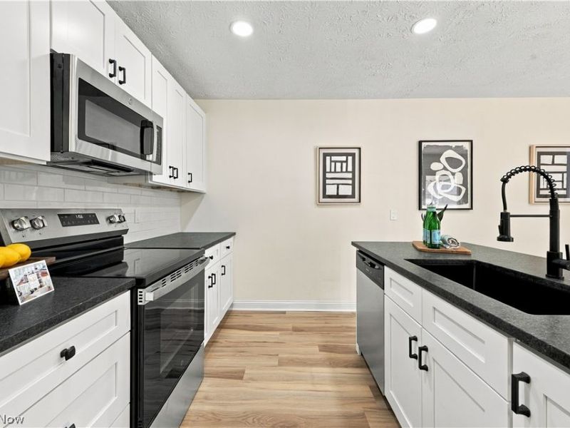 3117 Bailey Road, Cuyahoga Falls, OH 44221 Photo 12