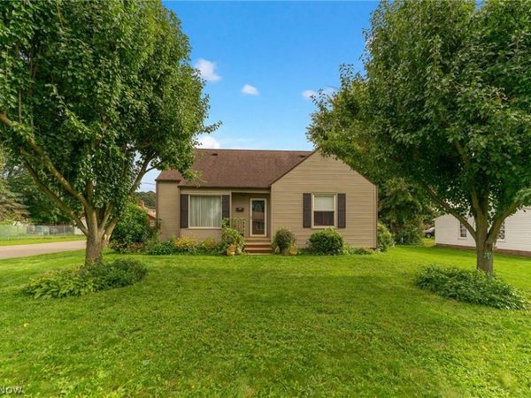 755 E 1st Street, Minerva, OH 44657