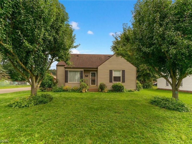 755 E 1st Street, Minerva, OH 44657 Photo 1