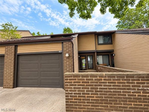 601 Dade Lane, Richmond Heights, OH 44143