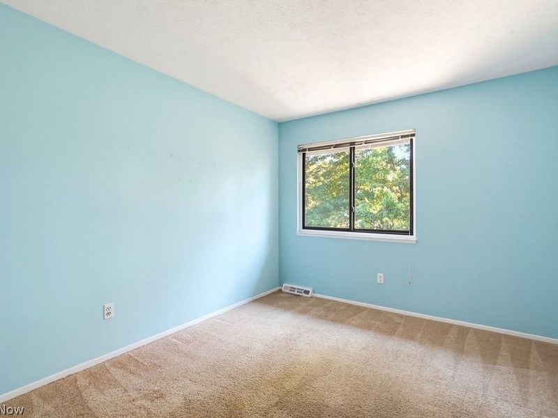 601 Dade Lane, Richmond Heights, OH 44143 Photo 12