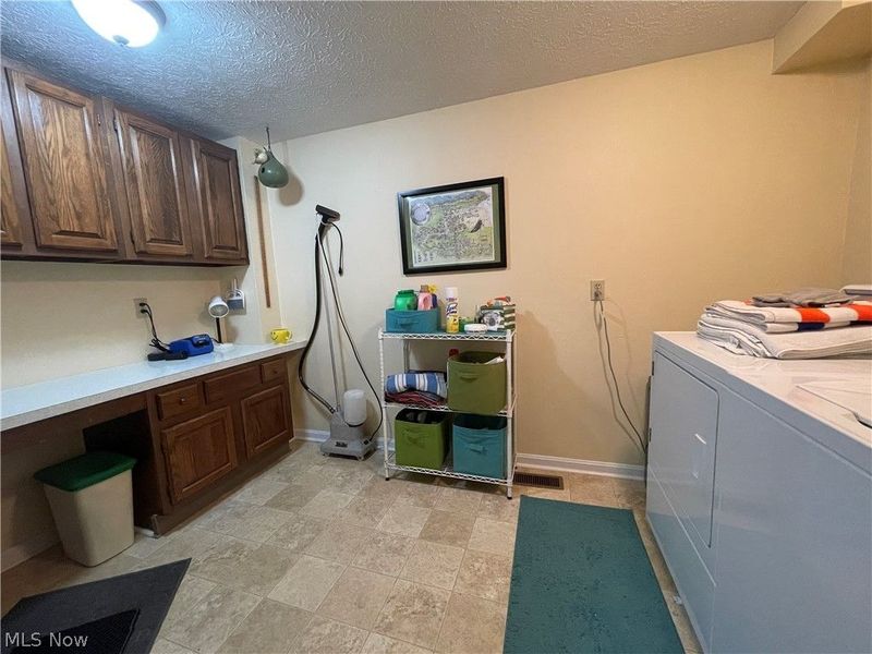 1936 Hemlock Drive, Kent, OH 44240 Photo 29