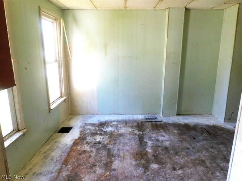 543 W 40th Street, Ashtabula, OH 44004 Photo 9