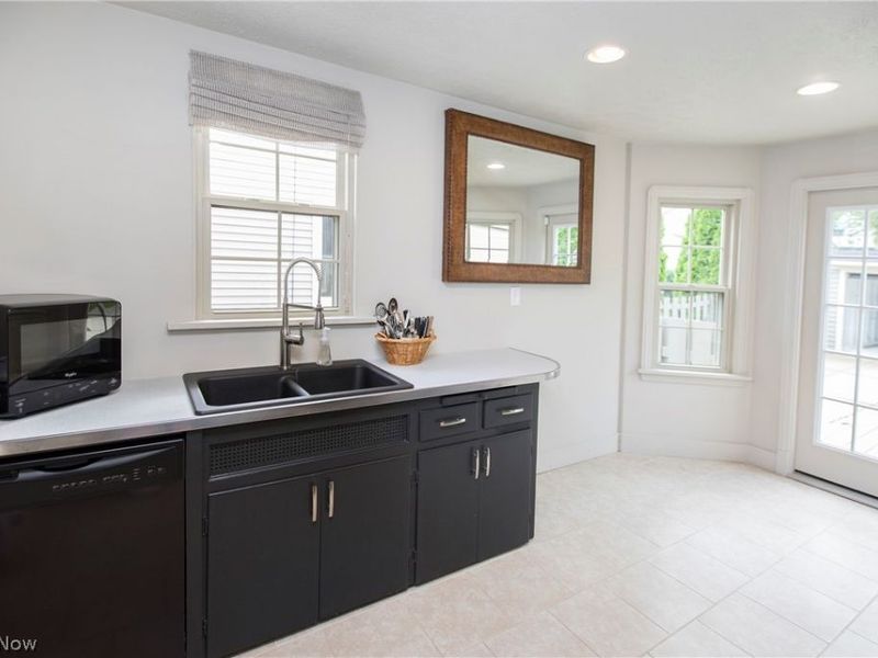 19539 Telbir Avenue, Rocky River, OH 44116 Photo 5