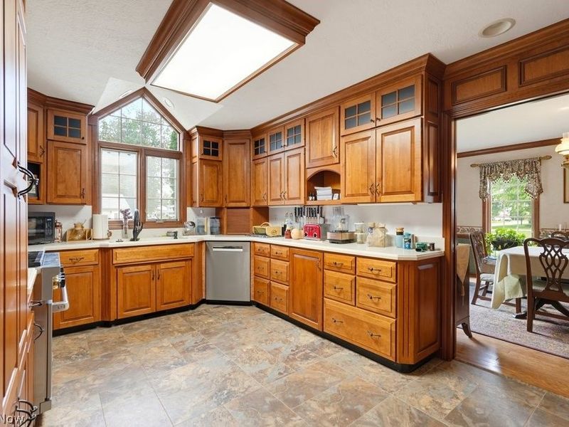 166 Pepperdine Drive, Elyria, OH 44035 Photo 17