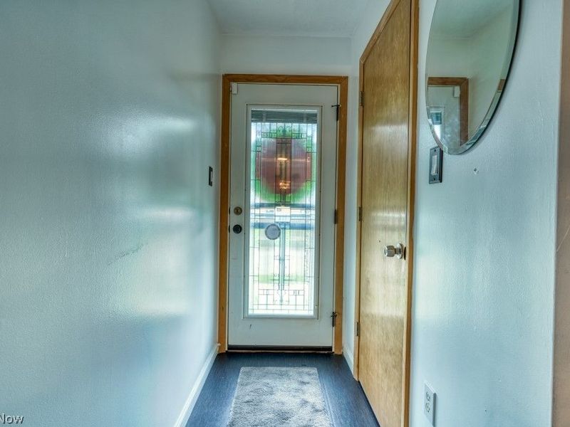 396 Skyview Road, Cleveland, OH 44109 Photo 14
