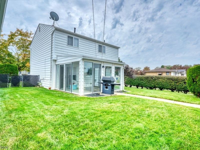 396 Skyview Road, Cleveland, OH 44109 Photo 34