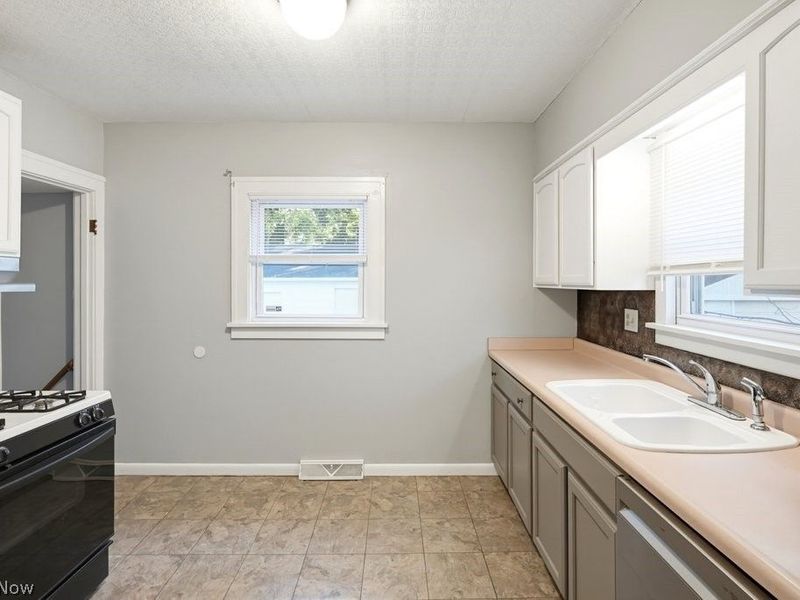 1209 S Water Street, Kent, OH 44240 Photo 16