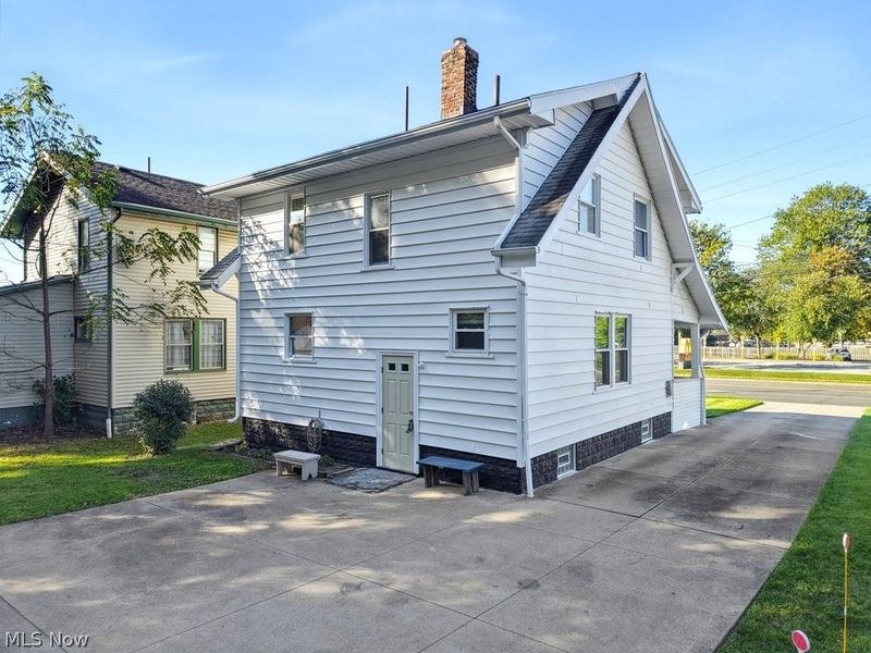 1209 S Water Street, Kent, OH 44240 Photo 3