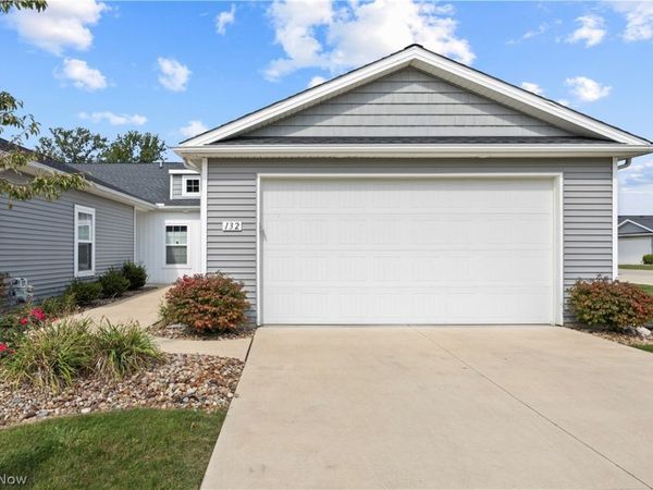 132 Acorn Lane , Elyria, OH 44035