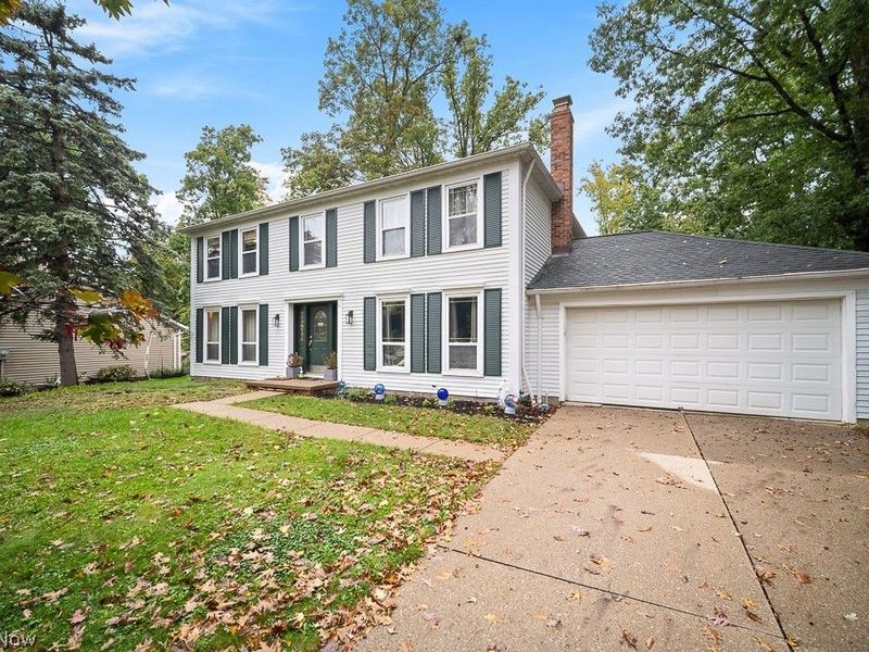 20710 Forestwood Drive, Strongsville, OH 44149 Photo 2