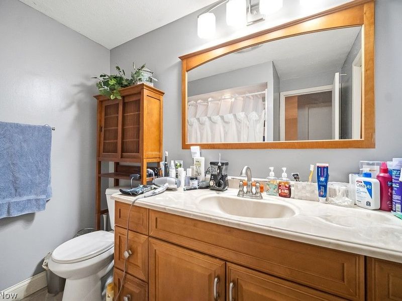 20710 Forestwood Drive, Strongsville, OH 44149 Photo 26
