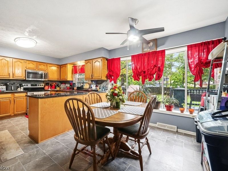 20710 Forestwood Drive, Strongsville, OH 44149 Photo 3