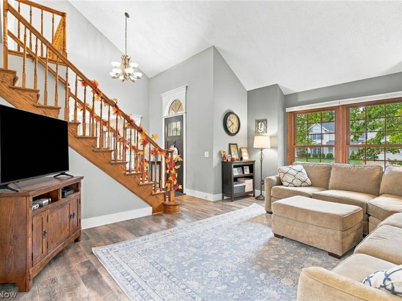 16623 Woodshire Drive, Strongsville, OH 44149 Photo 12
