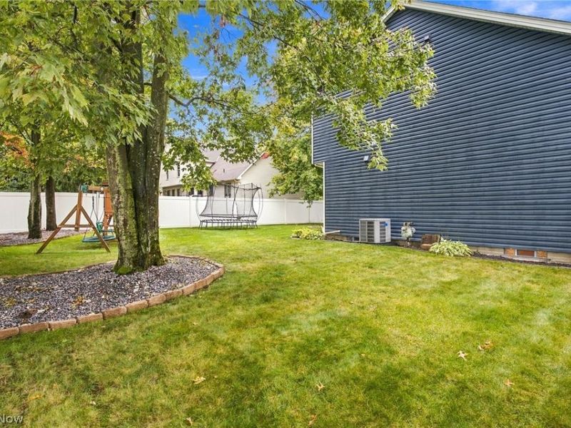 16623 Woodshire Drive, Strongsville, OH 44149 Photo 42