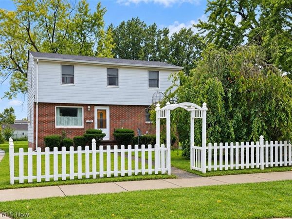 1760 Northfield Avenue NW, Warren, OH 44485