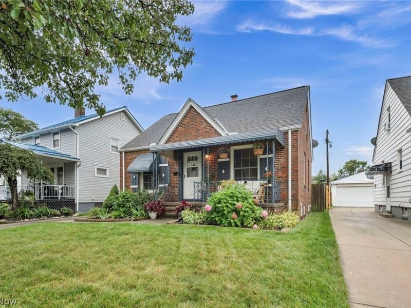 14109 Liberty Avenue, Cleveland, OH 44135 Photo 3