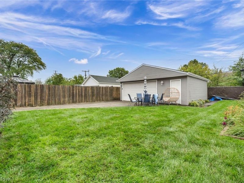 14109 Liberty Avenue, Cleveland, OH 44135 Photo 33
