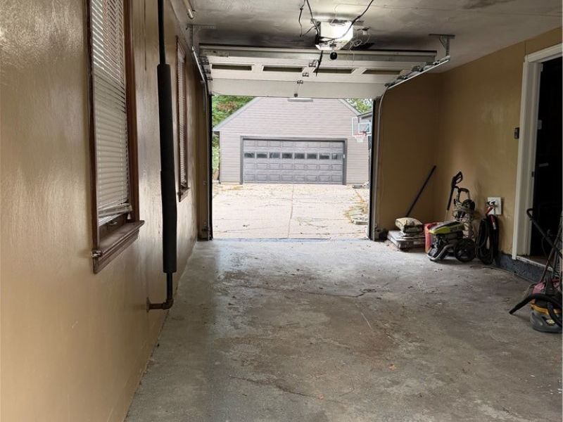 7371 Parma Park Boulevard, Parma, OH 44130 Photo 15