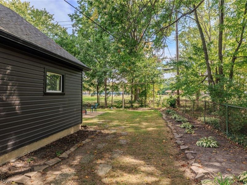 7371 Parma Park Boulevard, Parma, OH 44130 Photo 19