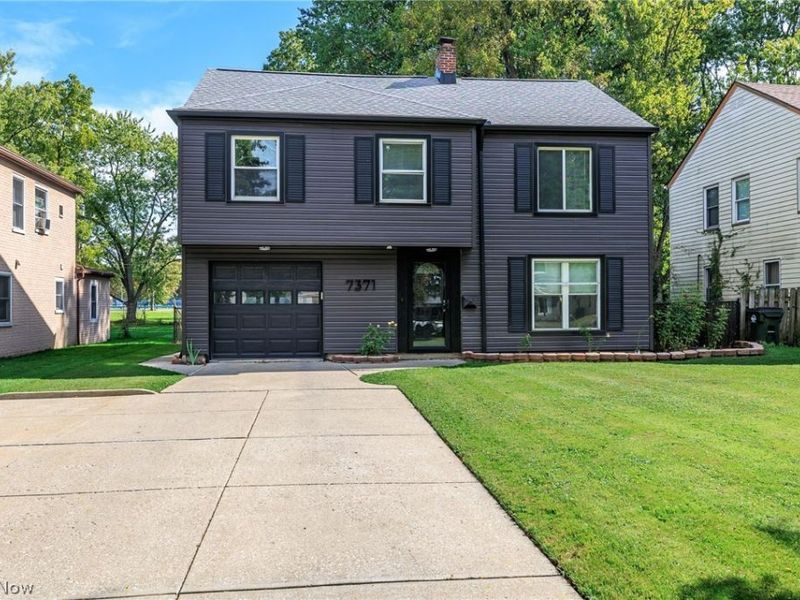 7371 Parma Park Boulevard, Parma, OH 44130 Photo 2