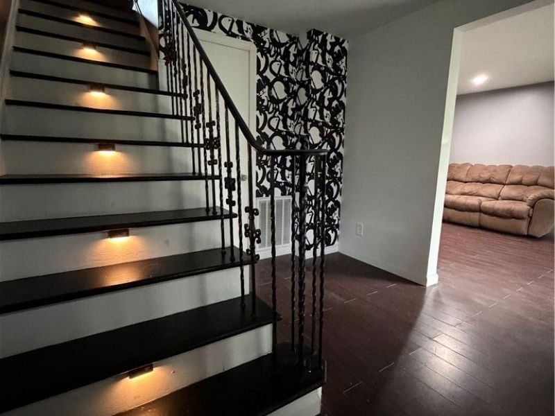 7371 Parma Park Boulevard, Parma, OH 44130 Photo 6