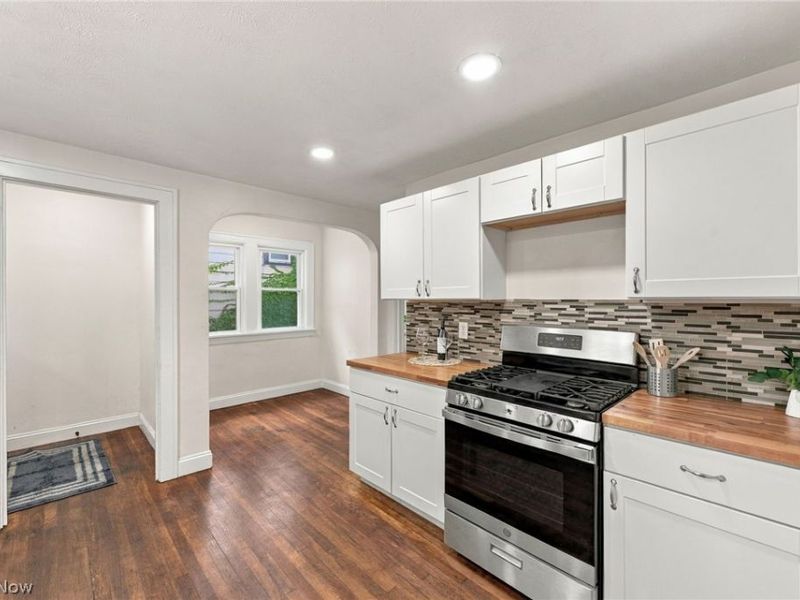 1155 Oxford Road, Cleveland Heights, OH 44121 Photo 10
