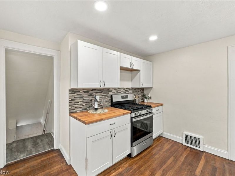 1155 Oxford Road, Cleveland Heights, OH 44121 Photo 13