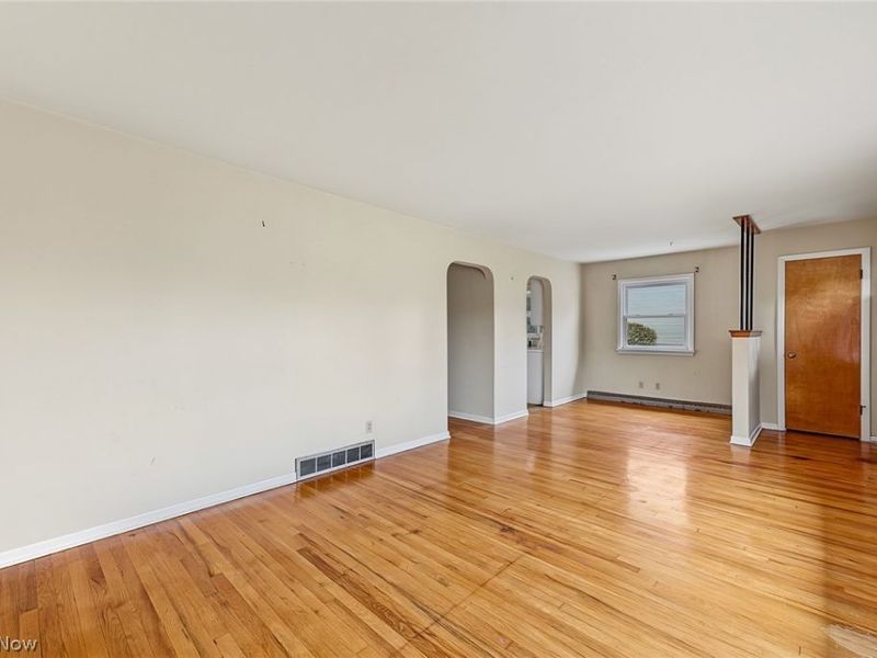 424 Tompkins Avenue, Akron, OH 44305 Photo 4