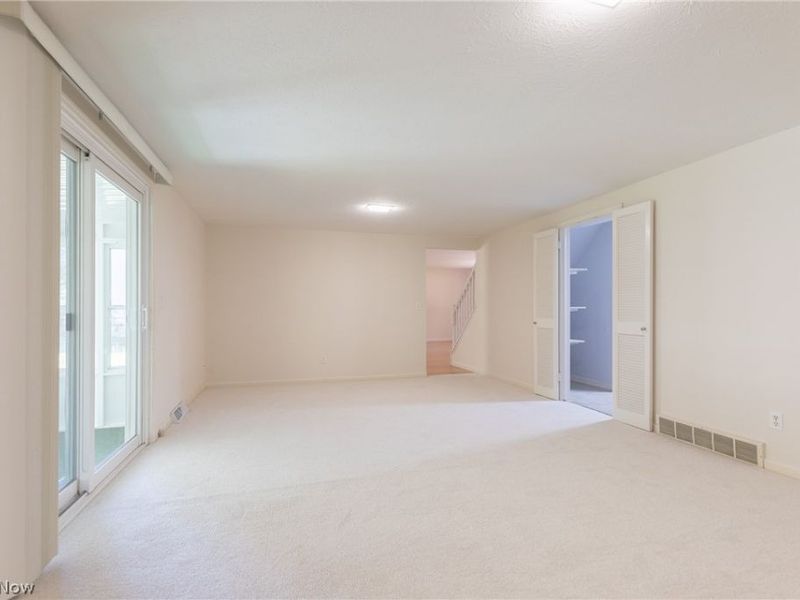 6609 Debbie Drive, North Ridgeville, OH 44039 Photo 12