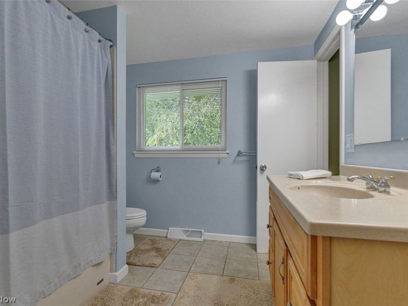 6609 Debbie Drive, North Ridgeville, OH 44039 Photo 20