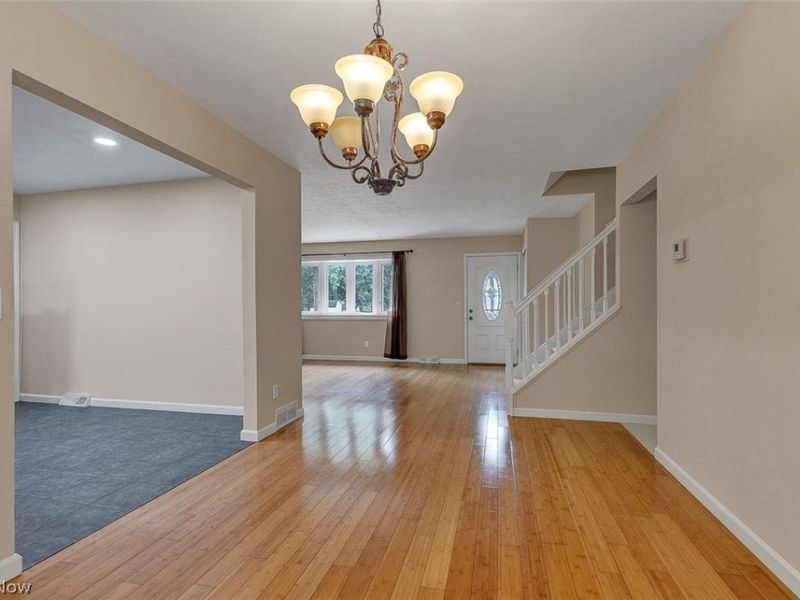 6609 Debbie Drive, North Ridgeville, OH 44039 Photo 7
