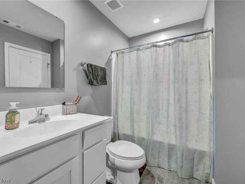 762 Pine Spring Drive, Painesville, OH 44077 Photo 31