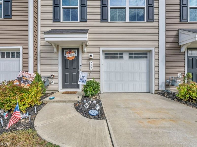 762 Pine Spring Drive, Painesville, OH 44077 Photo 6