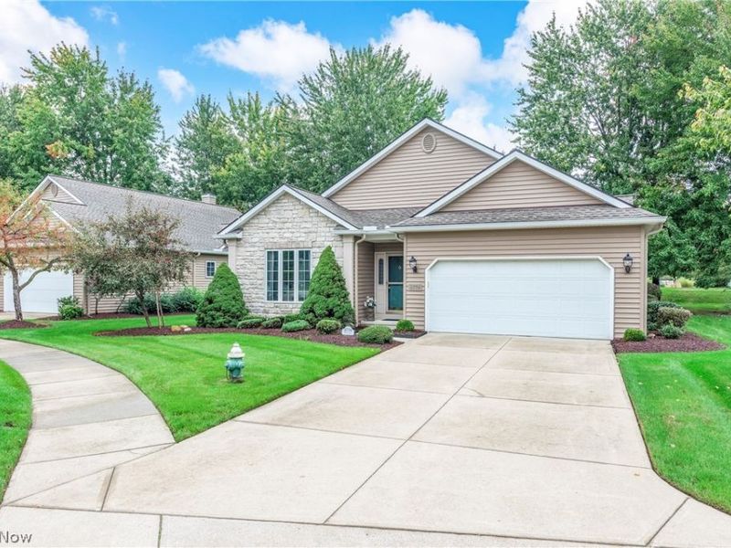 2778 Wilks Lane, Unit 6, Westlake, OH 44145 Photo 2