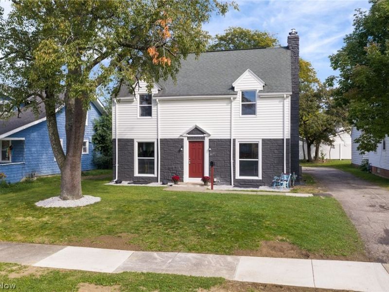 617 Moreley Avenue, Akron, OH 44320 Photo 1